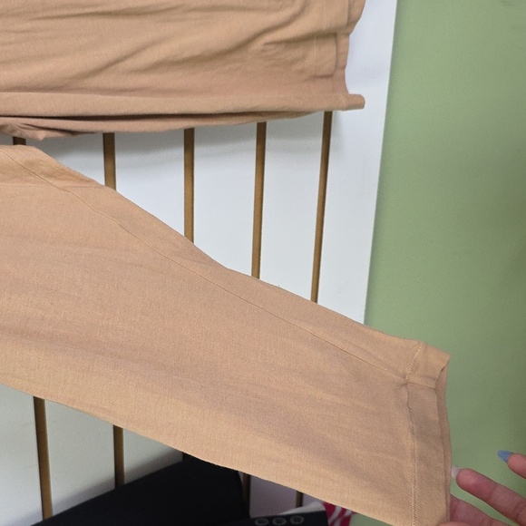 SKIMS Men's Long Sleeve Tee XL - Picture 3 of 5